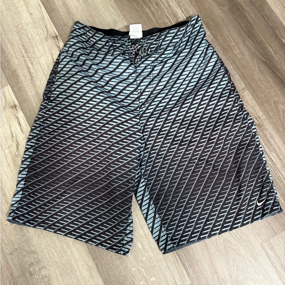 Nike Men’s Swim trunks. size Small.